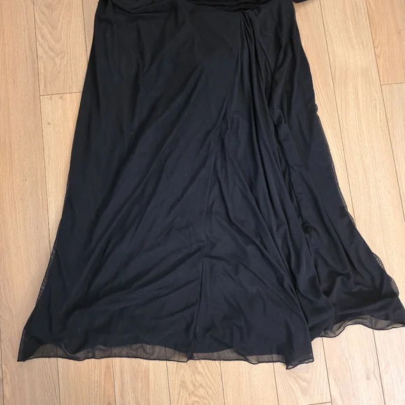 Tadashi Shoji Gown- XXL - Picture 7 of 16